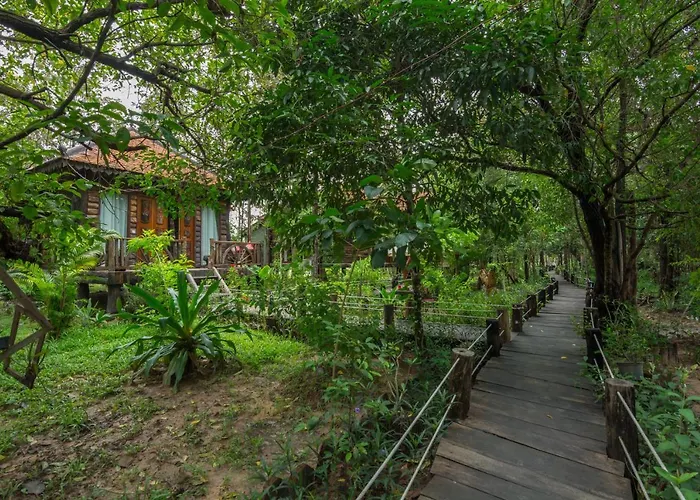 Bong Thom Forest Hotel 5*