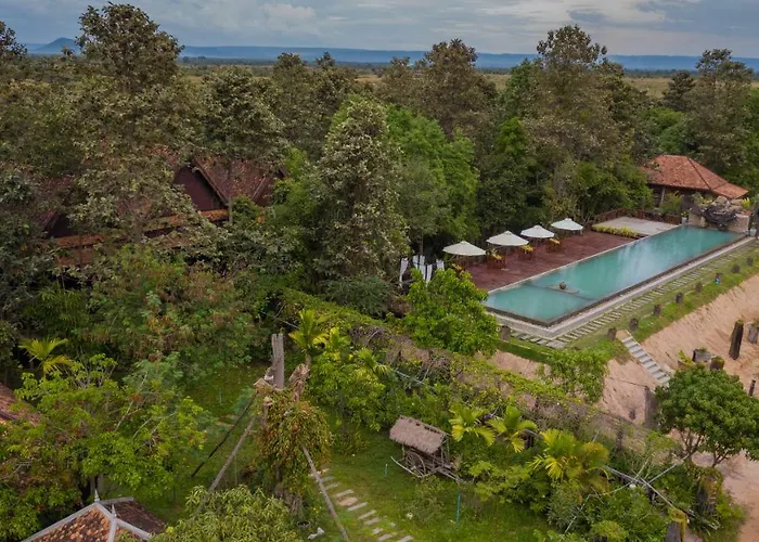 Bong Thom Forest Hotel