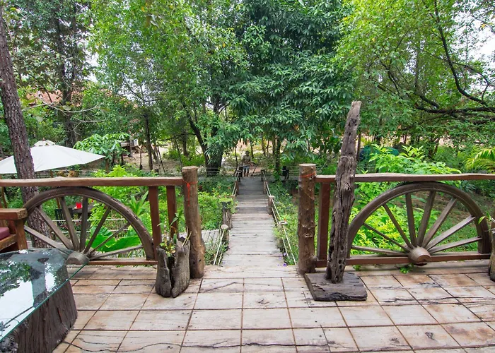 Hotel Bong Thom Forest 5*