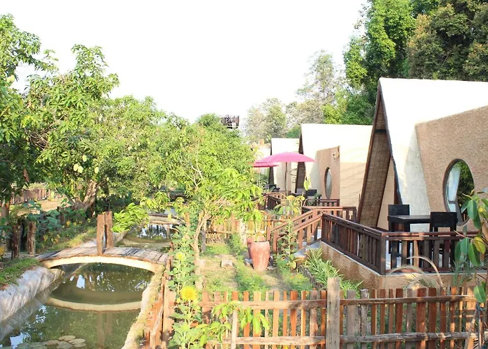 Bong Thom Forest Hotel